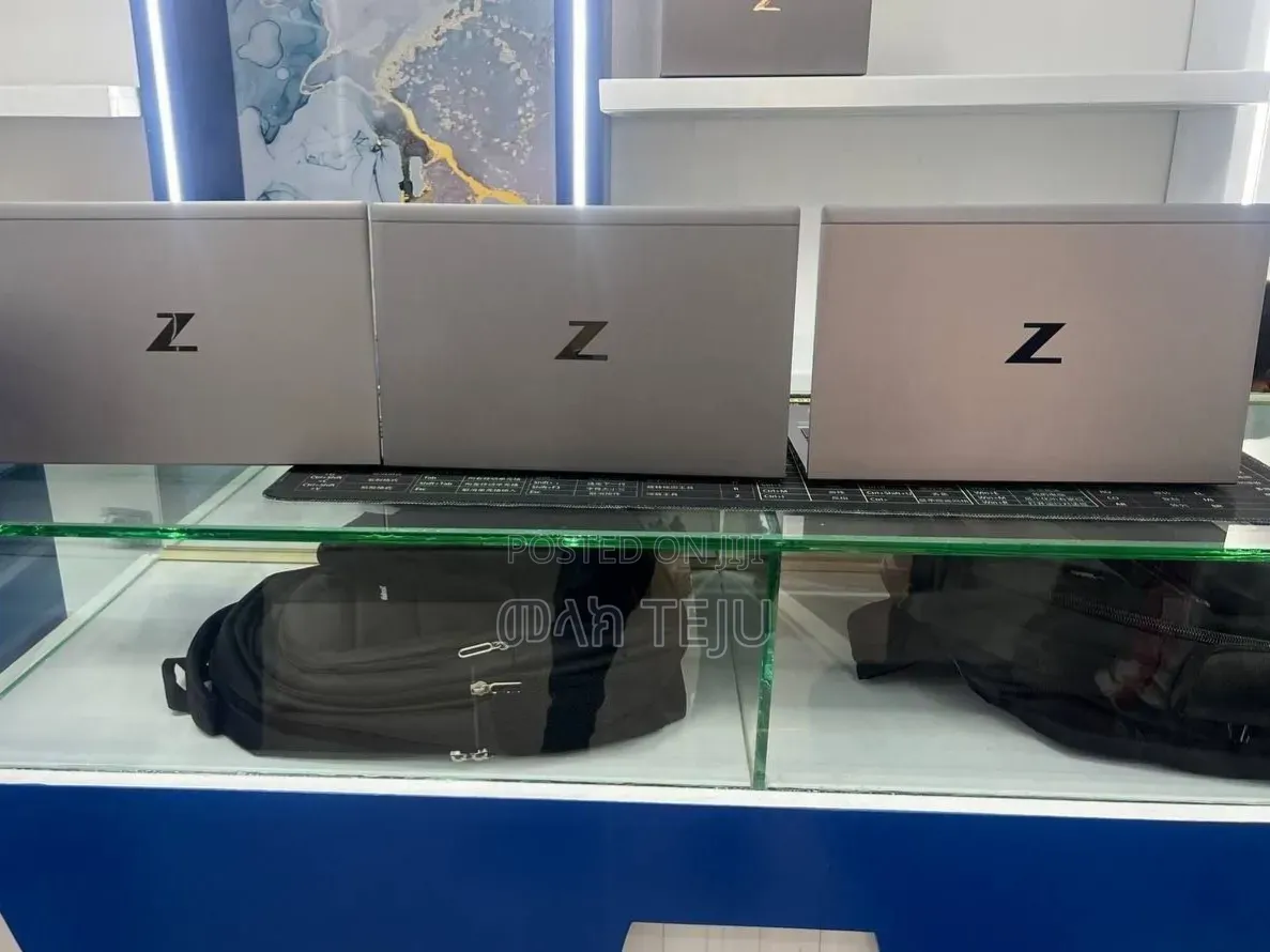 New Laptop HP ZBook Studio G5 16GB Intel Core i7 SSD 512GB