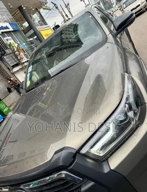Toyota Hilux 2021 Gray