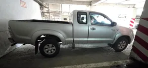 Toyota Hilux 2008 Maroon