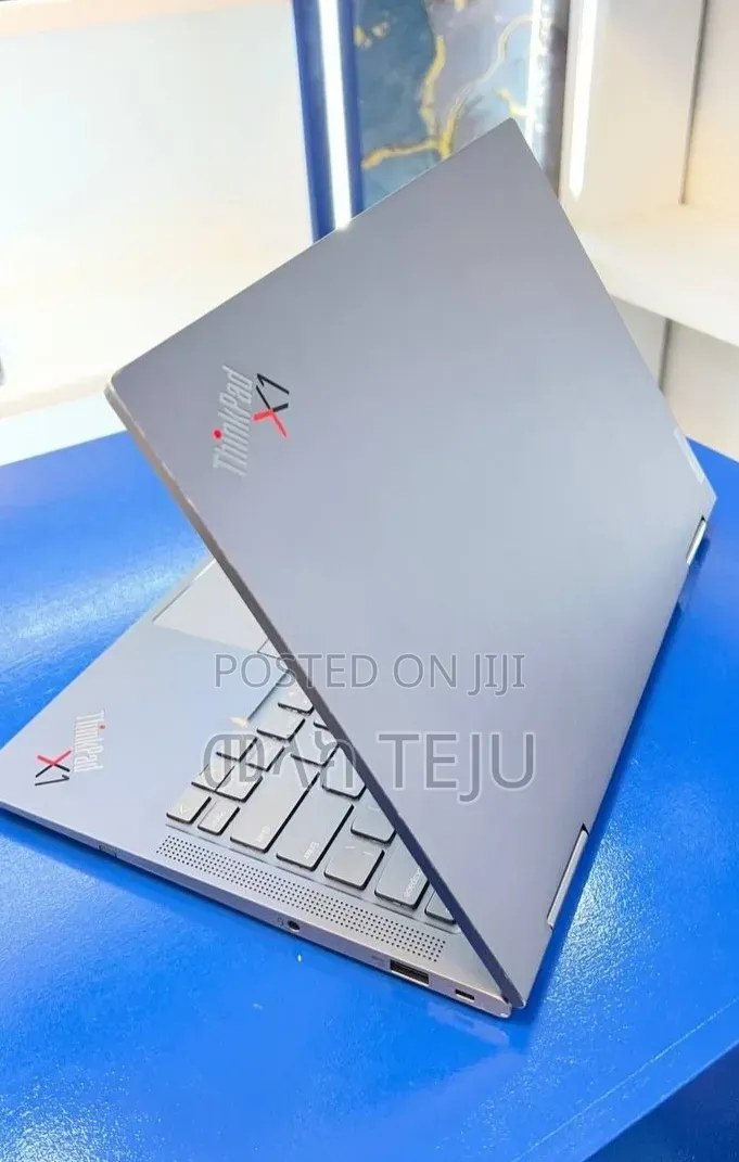 New Laptop Lenovo ThinkPad X1 Yoga 16GB Intel Core i7 SSD 512GB