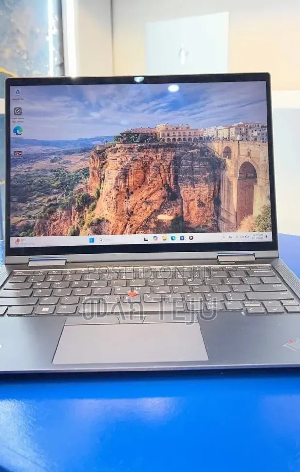 New Laptop HP Stream Notebook 16GB Intel Core i7 SSD 1T