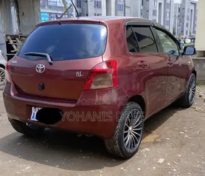 Toyota Yaris 2007 Burgundy
