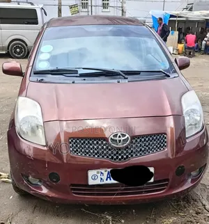 Toyota Yaris 2007 Burgundy
