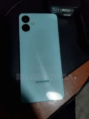 Samsung Galaxy A06 128 GB Blue