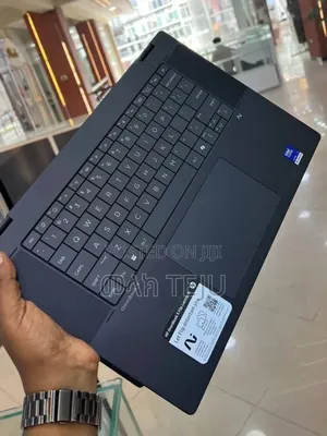 New Laptop HP OmniBook 5 Flip 16GB Intel Core Ultra 7 SSD 1T