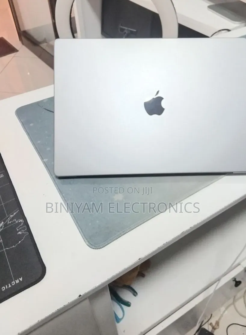 New Laptop Apple MacBook Pro 2021 M1 Max 32GB Apple M1 Max SSD 1T