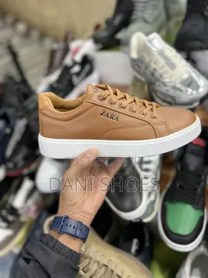 Zara Men's Casual Flat Sneakers