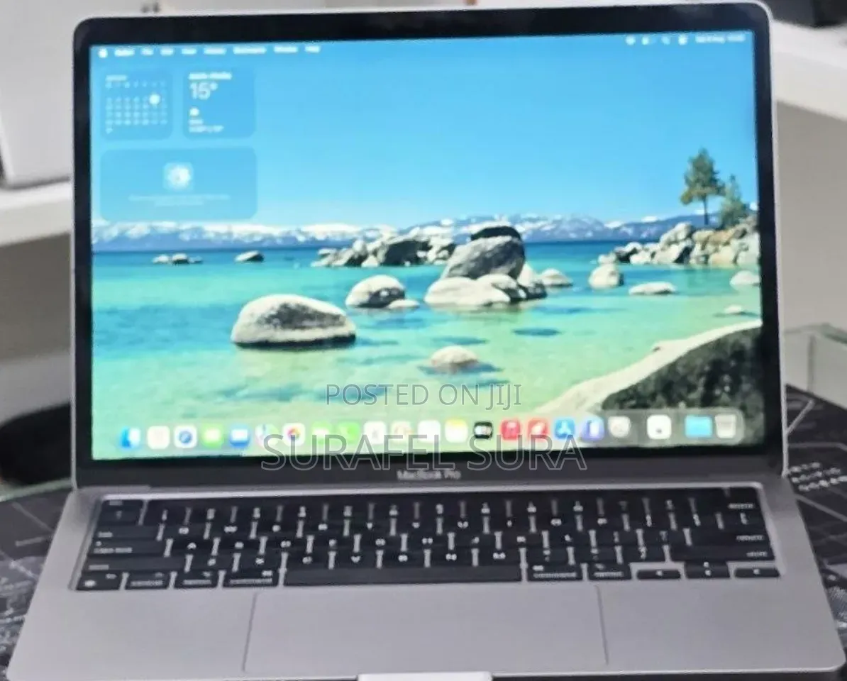 New Laptop Apple MacBook Pro 2022 M2 16GB Apple M2 SSD 512GB