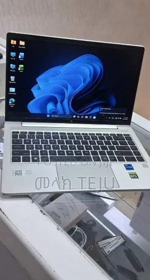 New Laptop HP EliteBook 640 G10 16GB Intel Core i7 SSD 512GB
