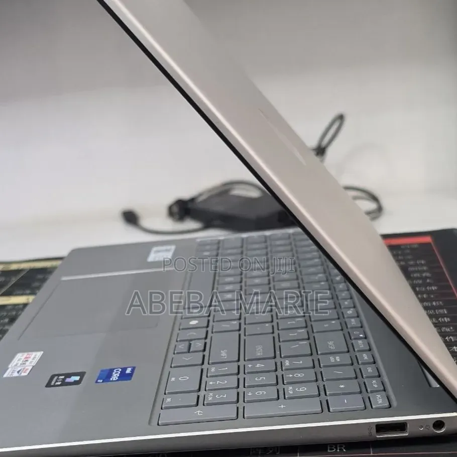 New Laptop HP Stream Notebook 16GB Intel Core i7 SSD 1T