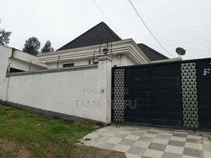 Furnished 3bdrm Villa in ፍጋ, Bole for sale