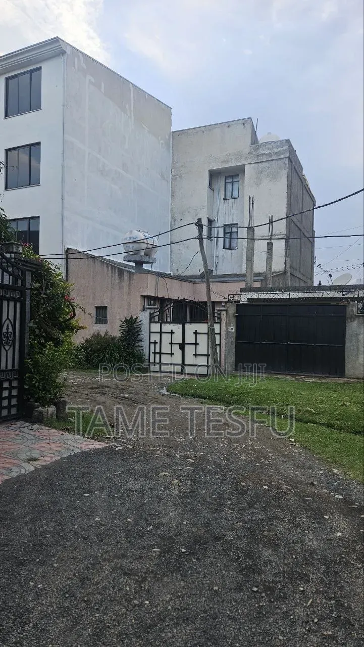 Furnished 2bdrm House in Hayat, Bole for sale