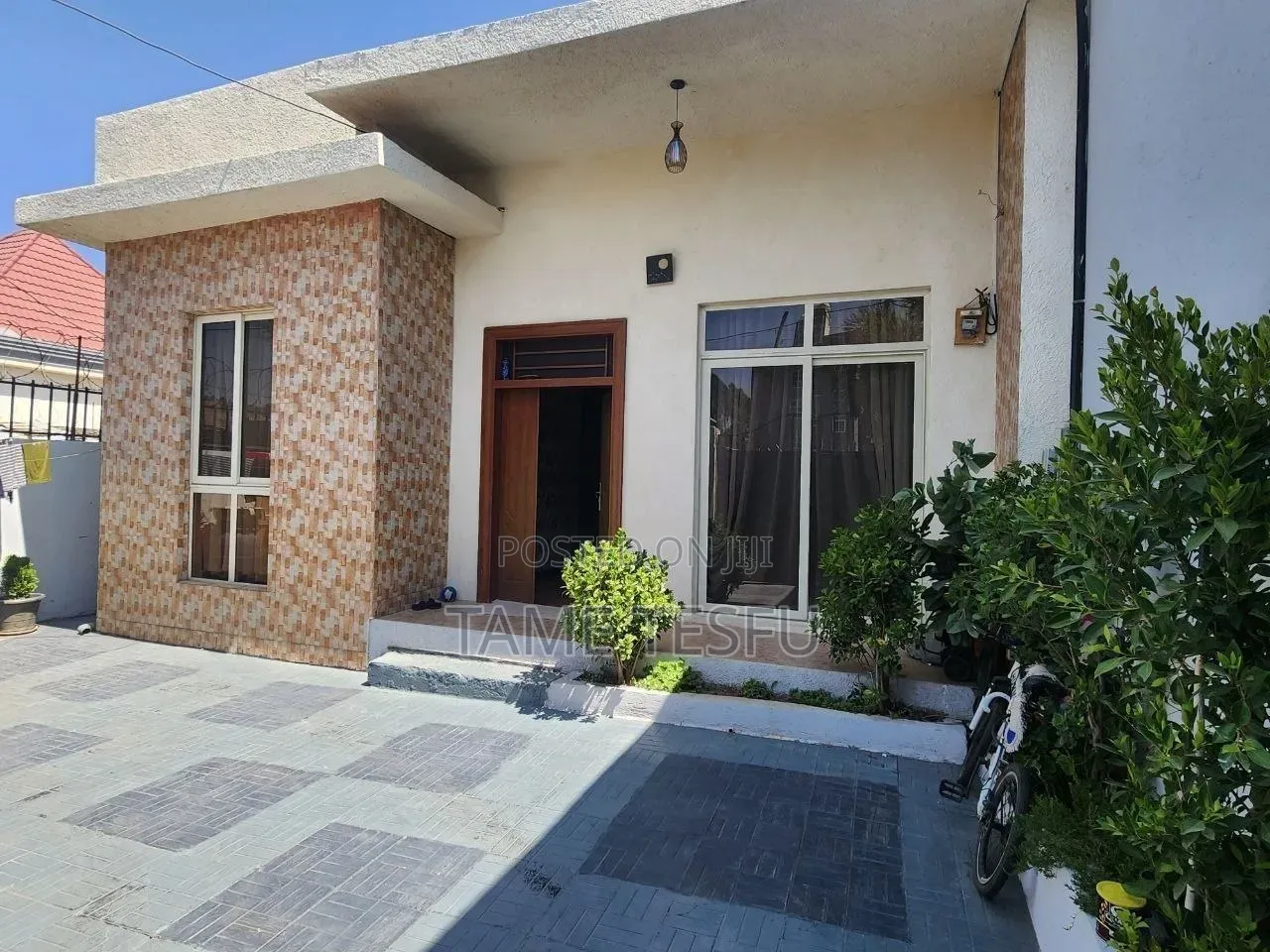 Furnished 3bdrm Villa in ሀያት, Bole for sale