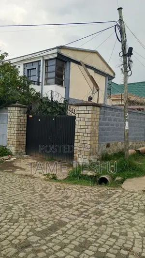 Furnished 6bdrm House in Cmc, Yeka for sale