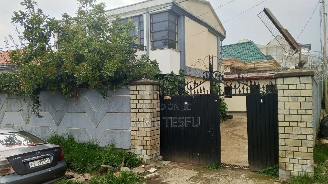 Furnished 6bdrm House in Cmc, Yeka for sale