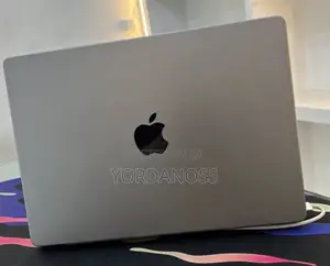 New Laptop Apple MacBook Pro 2023 M3 Pro 16GB Apple M3 SSD 512GB
