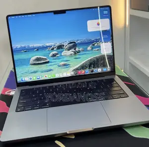 New Laptop Apple MacBook Pro 2023 M3 Pro 16GB Apple M3 SSD 512GB