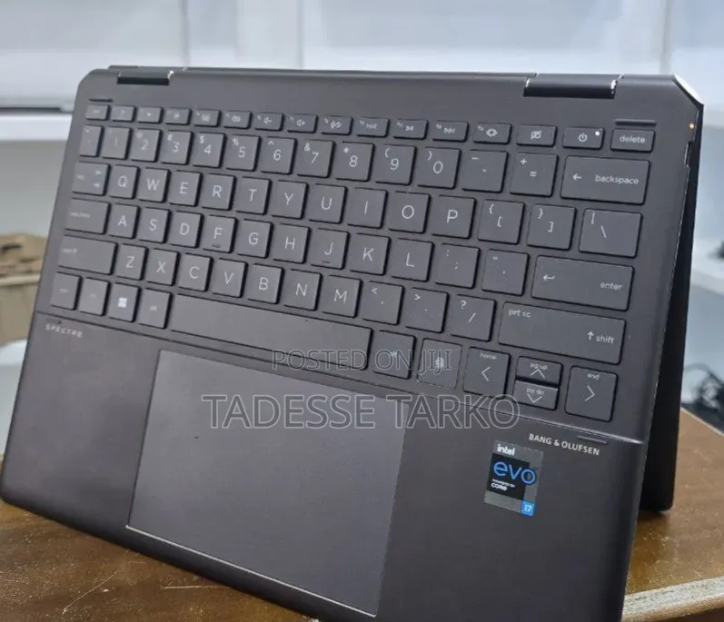 New Laptop HP Spectre 16GB Intel Core i7 SSD 512GB