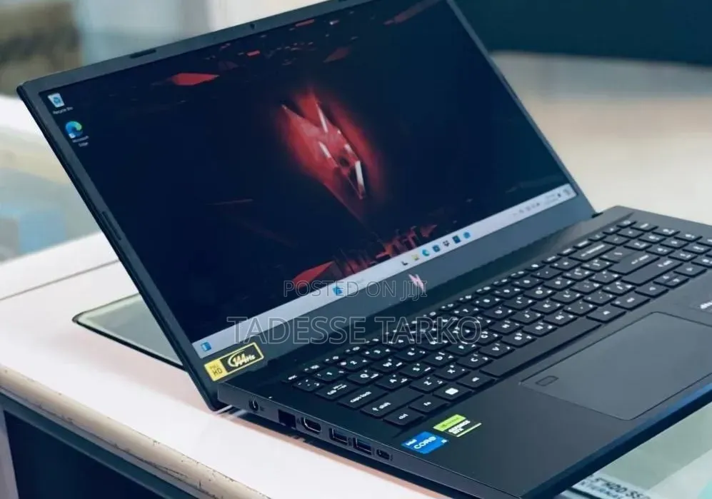 New Laptop Acer 16GB AMD Ryzen 5 SSD 512GB
