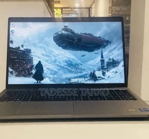 New Laptop Dell 16GB Intel Core i7 SSD 512GB