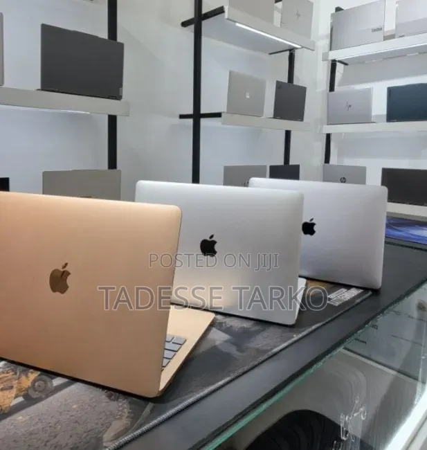 New Laptop Apple MacBook Air 2020 M1 8GB Apple M1 SSD 256GB