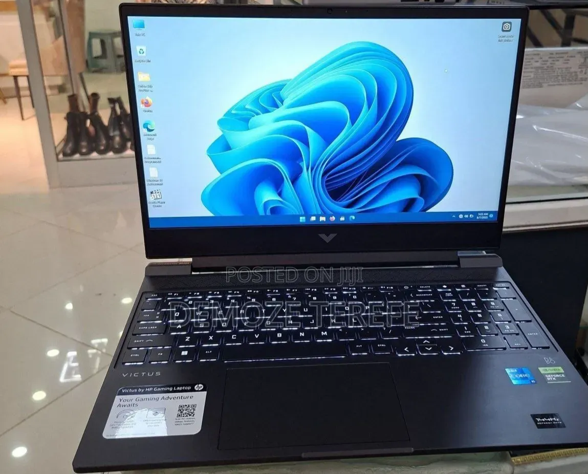 New Laptop HP Victus 15 16GB Intel Core i5 SSD 512GB