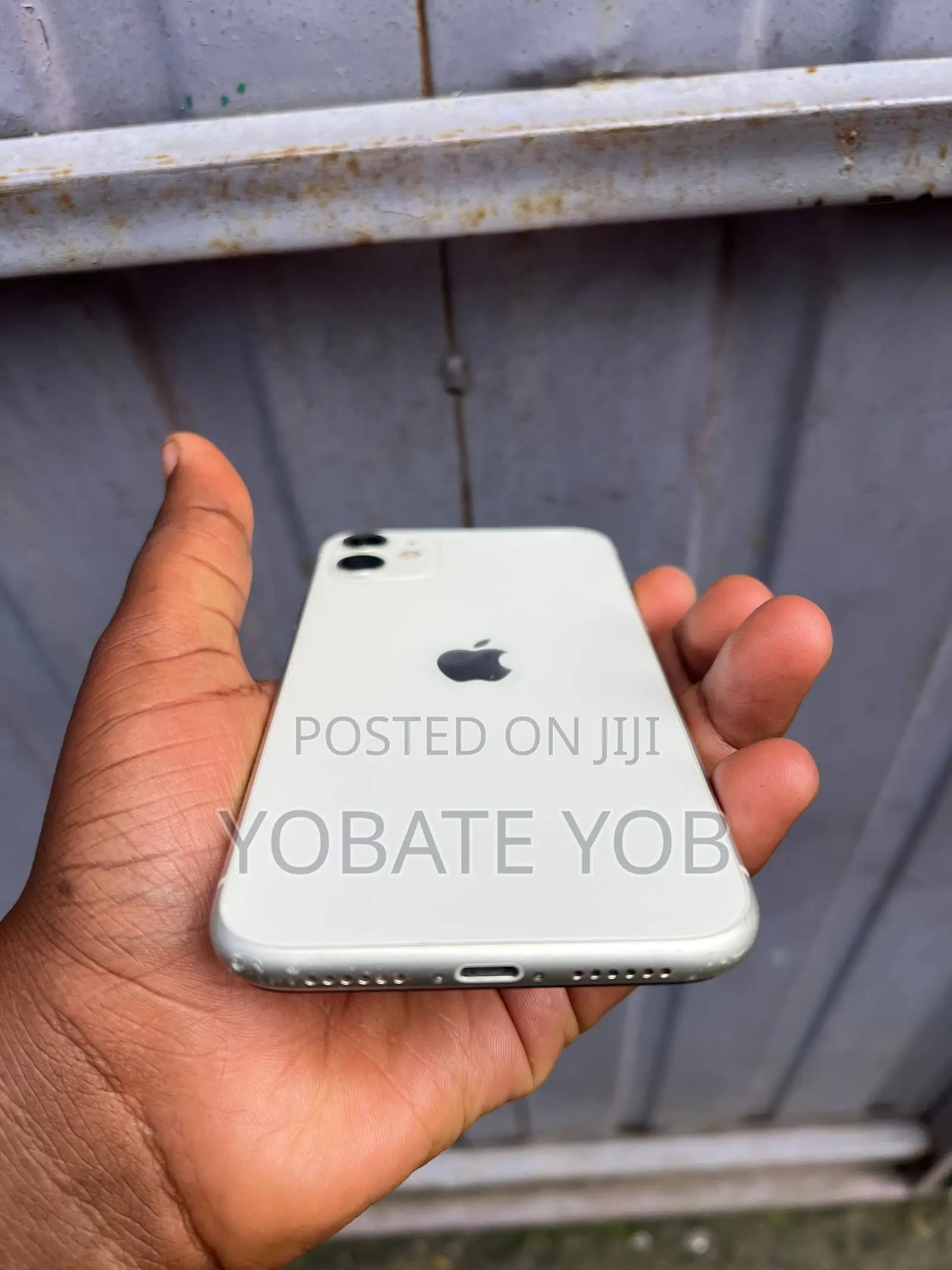Apple iPhone 11 64 GB White