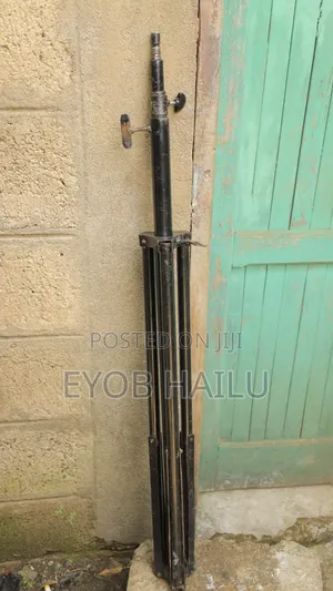 የሀገር ዉስጥ Lightstand