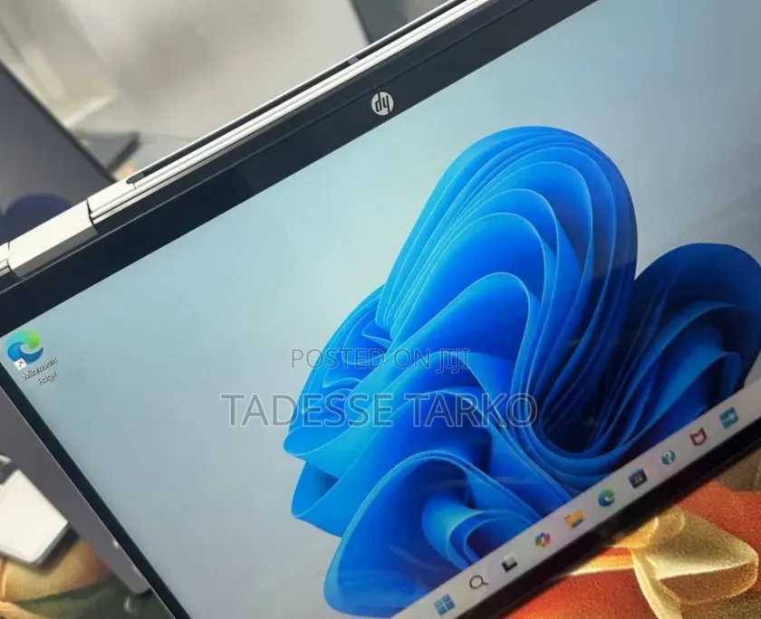 New Laptop HP OmniBook X Flip 14" 16GB Intel Core Ultra 7 SSD 512GB