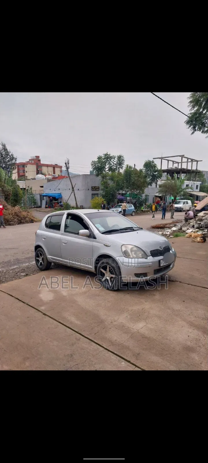 Toyota Vitz 2002 Gray