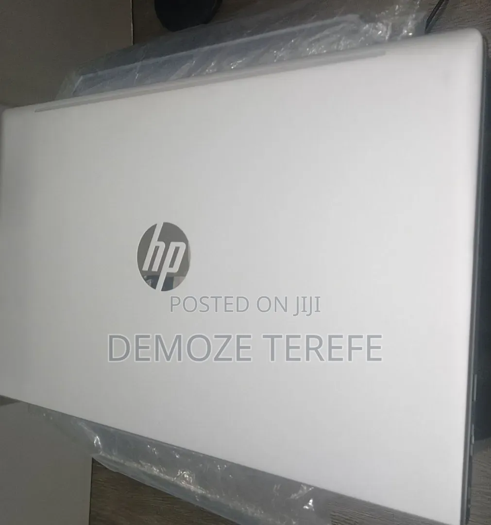 New Laptop HP ProBook 450 G8 8GB Intel Core i5 SSD 512GB
