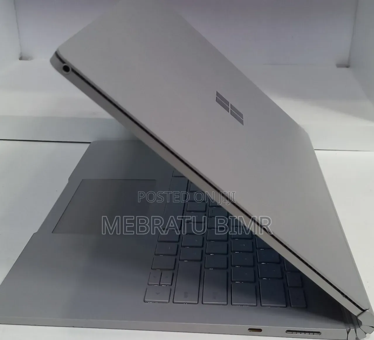 New Laptop Microsoft Surface Book 2 16GB Intel Core i7 SSD 512GB
