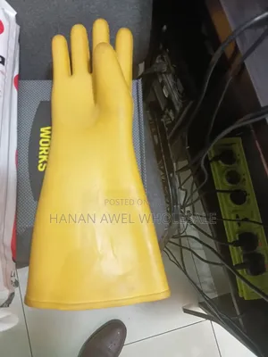 Rubber Insulating Gloves