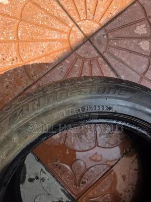 Bridgestone Tire (ጎማ )