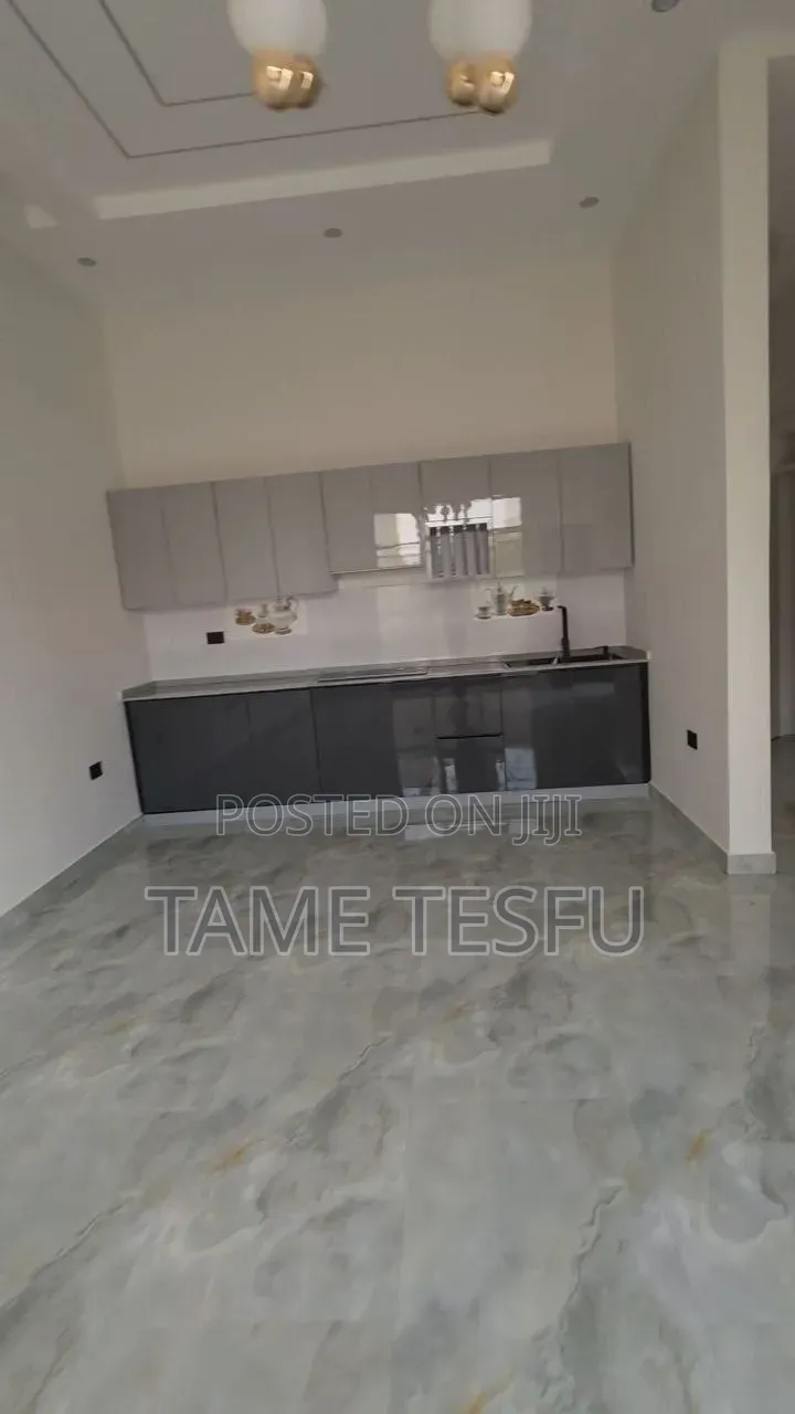 Furnished 3bdrm Villa in Semit250, Bole for sale