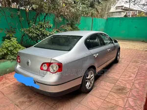 Volkswagen Passat 2006 Silver
