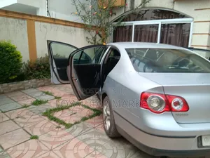 Volkswagen Passat 2006 Silver