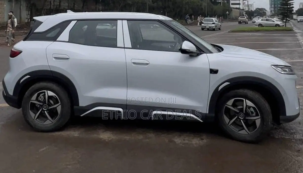 BYD Yuan Up 2025 Ivory