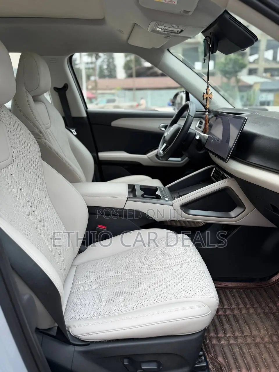 BYD Yuan Up 2025 Ivory