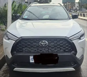 Toyota Corolla Cross 2024 White