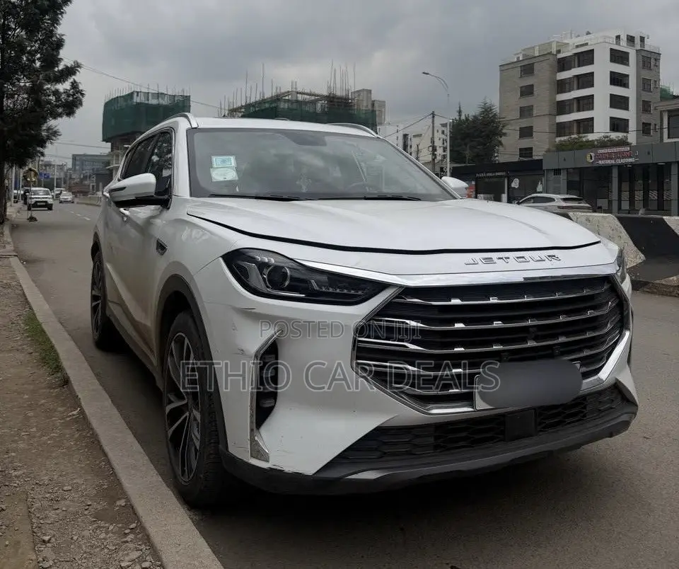 Jetour X70 Plus 2022 White