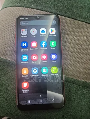 Samsung Galaxy A01 16 GB Red