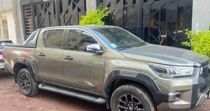 Toyota Hilux Revo Double Cab Deisel 2.8 AWD 2021