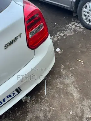 Suzuki Swift 2021 White