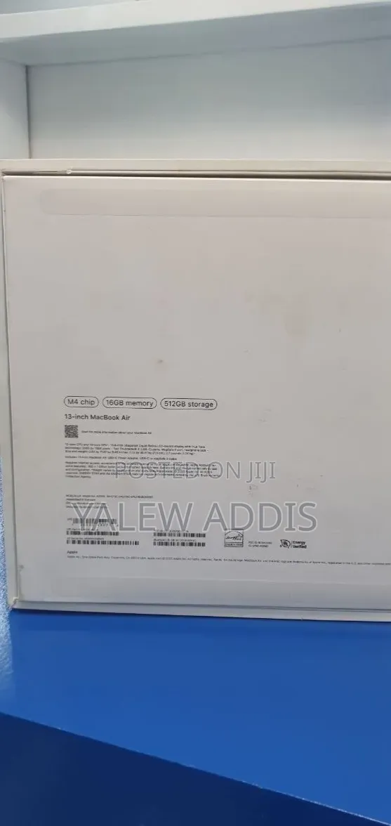 New Laptop Apple MacBook Air 2025 M4 16GB Apple M4 SSD 512GB