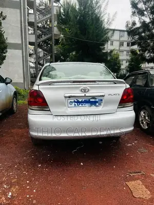 Toyota Platz 2005 Silver