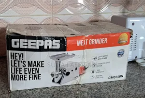 Geepas Meat Grinder