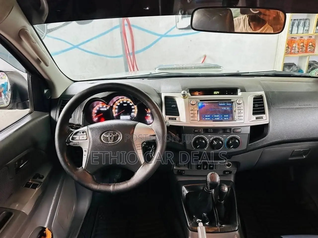 Toyota Hilux 2013 Silver