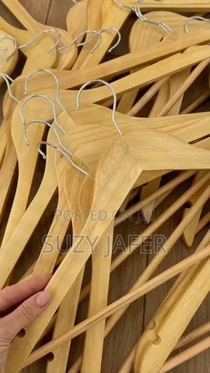 Wooden Hanger Premium Quality