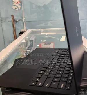New Laptop 8GB Intel Core i5 SSD 256GB